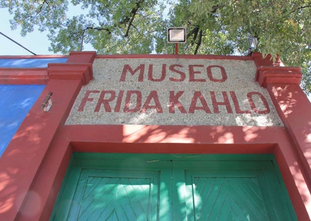  Frida Kahlo Museum 