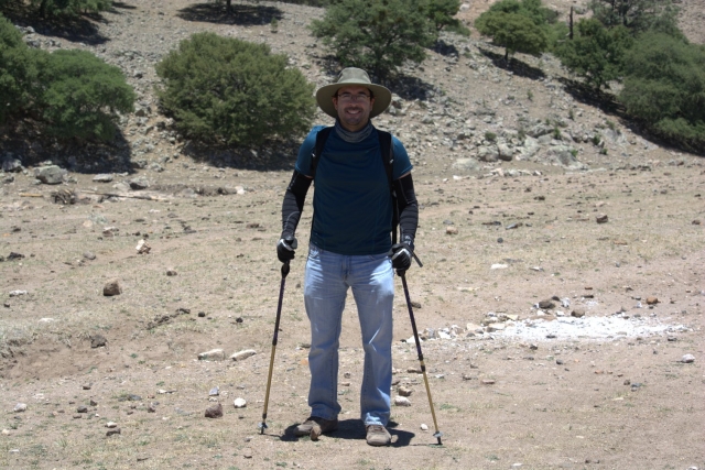  Hiking 