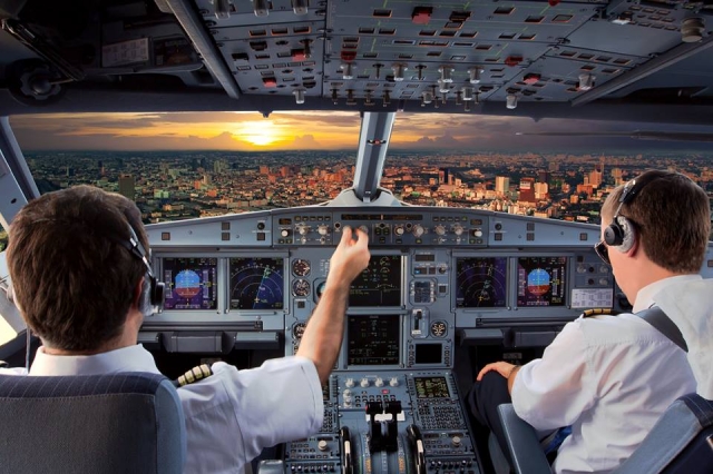  感觉像个飞行员 