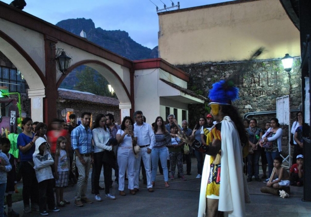 Tour desde la Iglesia de la Santisima