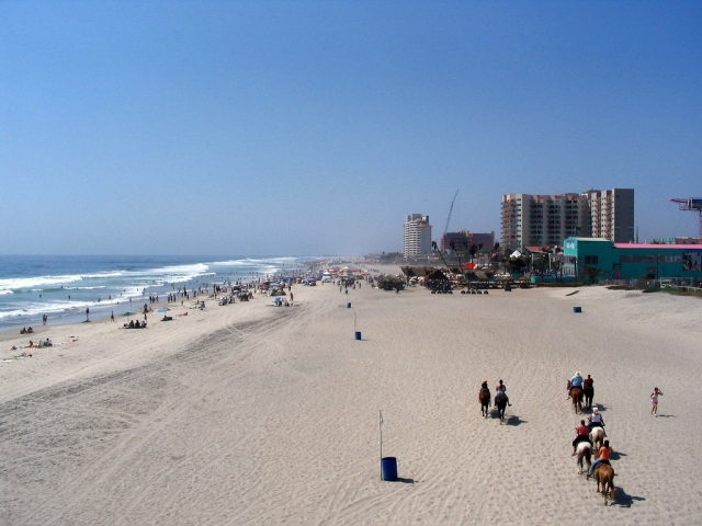 Équitation sur la plage de Rosarito 