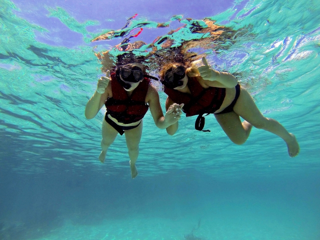  Das kristallklare Wasser von Playa del Carmen ist ideal zum Schnorcheln