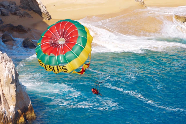 Vuelo de parasailing
