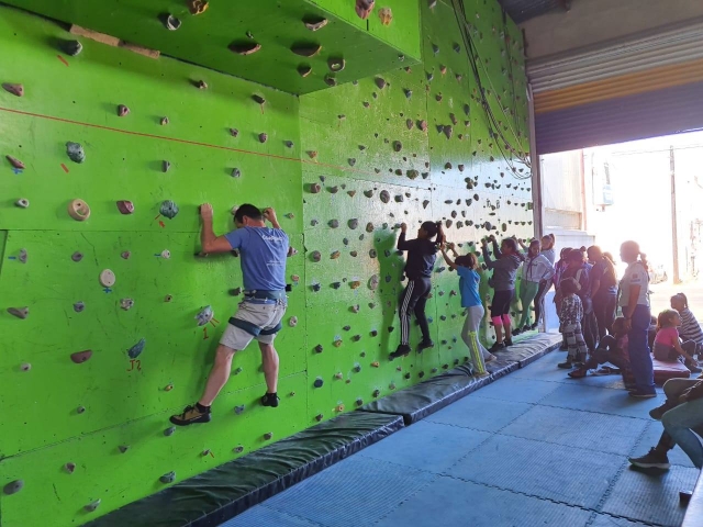  Kletterkurs in der Kletterwand 