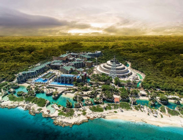  Sunset in Xcaret 