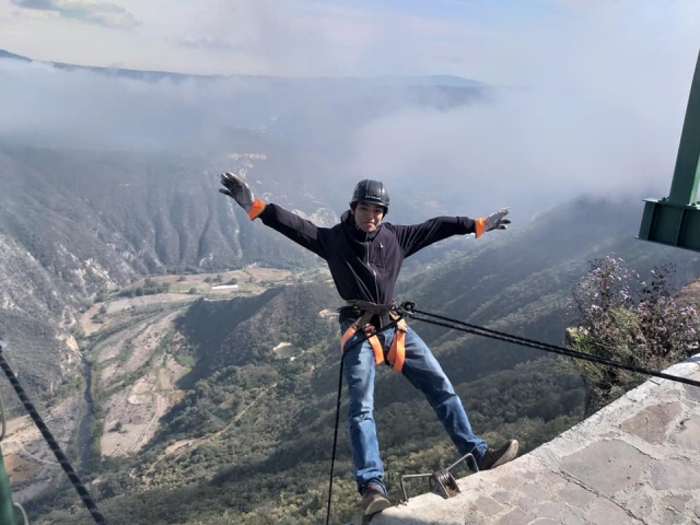  Living emotions to the limit 