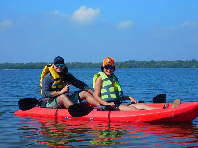  Remando in kayak 