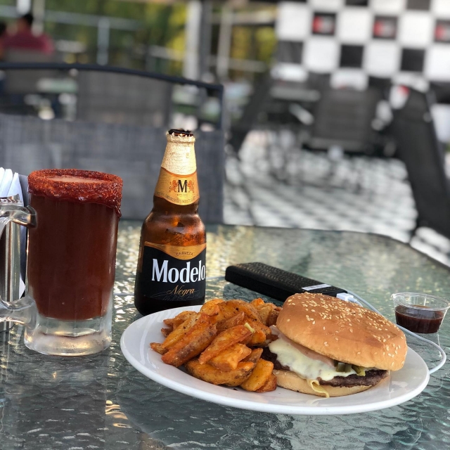  Restaurant et karts 