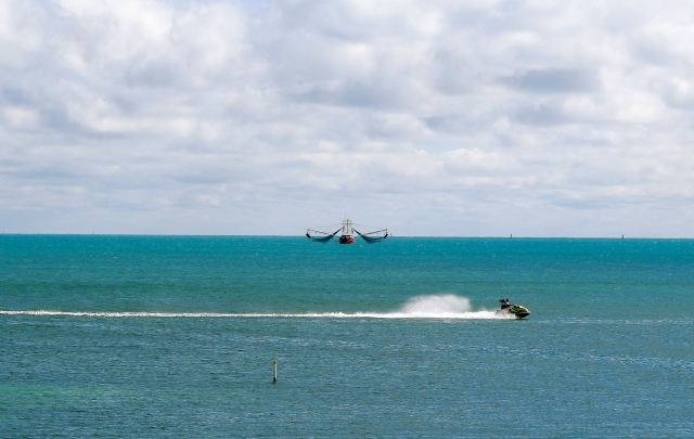 A tutta velocità in mare