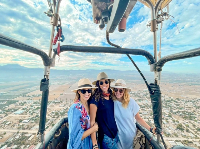  Happy on the balloon ride 