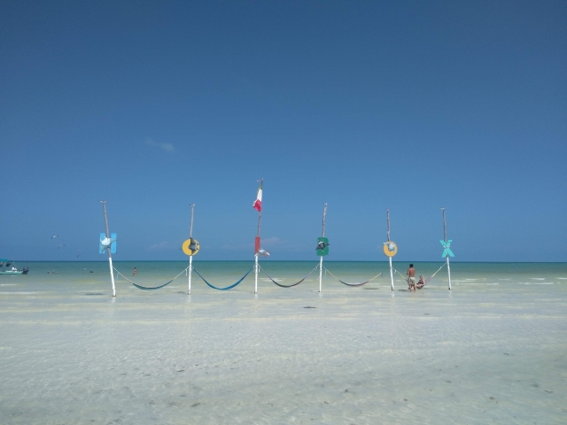  Shallow beach 