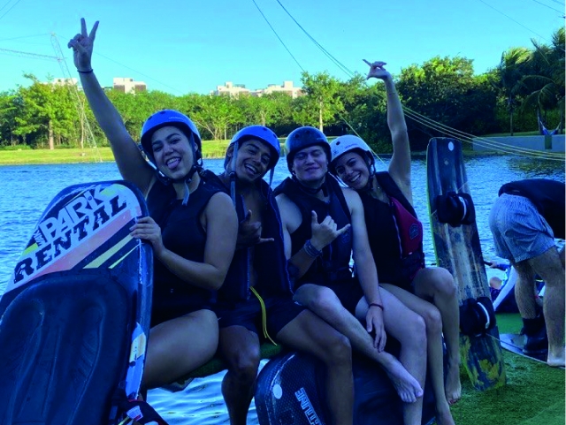  Genießen Sie die Wakeboard-Strecke 