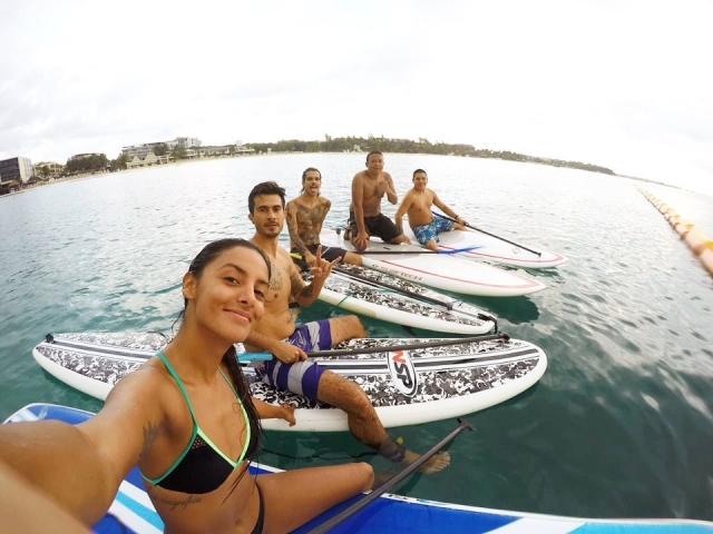 Paddle board con gli amici
