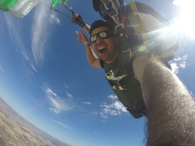  salto em paracaids 