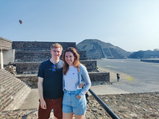 Pareja en Teotihuacán