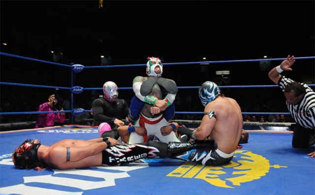  Mexican wrestling