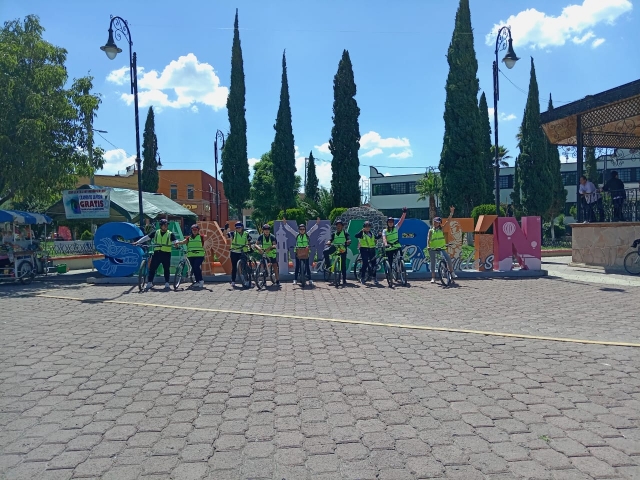 Pasea en bicicleta