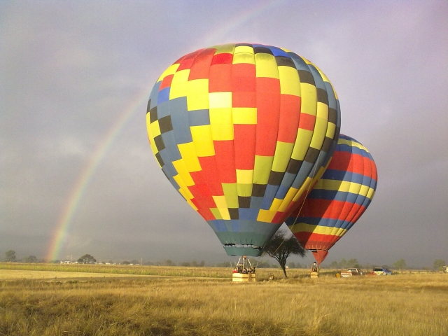 Globos en la madrugada