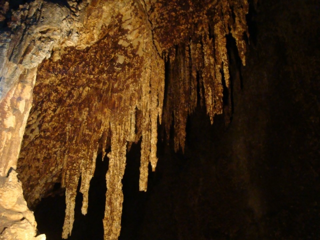 Formazioni rocciose all'interno delle grotte 