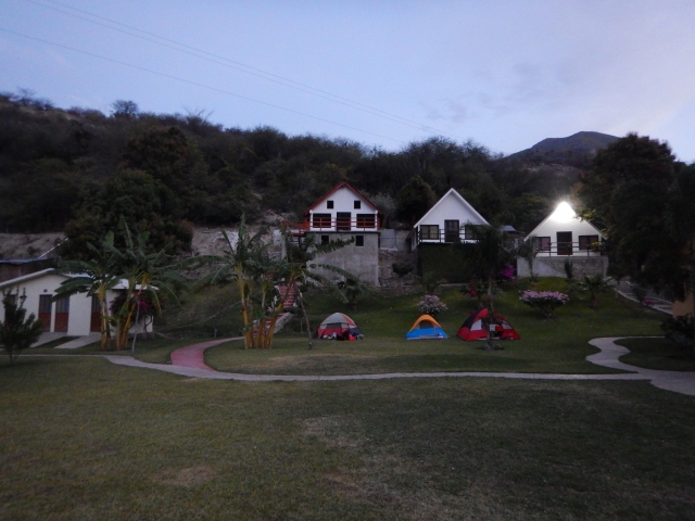  Camp 