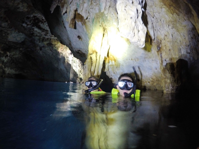 Snorkeling en cenote