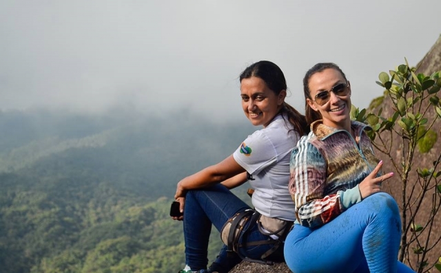 Come as a couple to the hike 