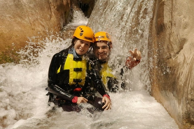  Cascate