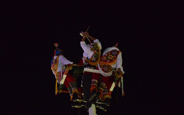 Papantla-Flyer zeigen