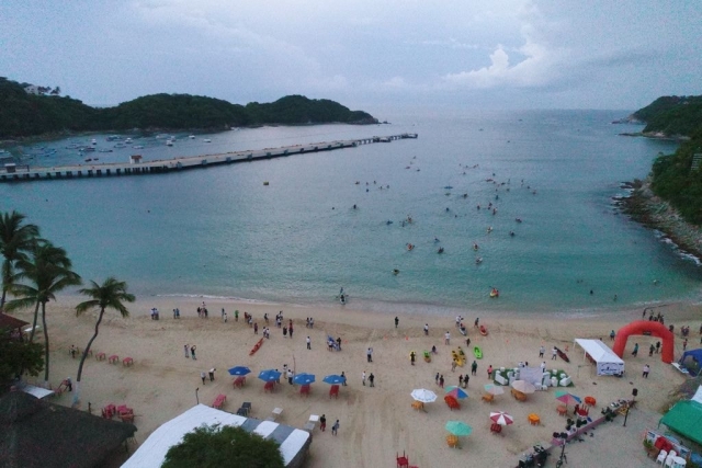 Beach and sea 