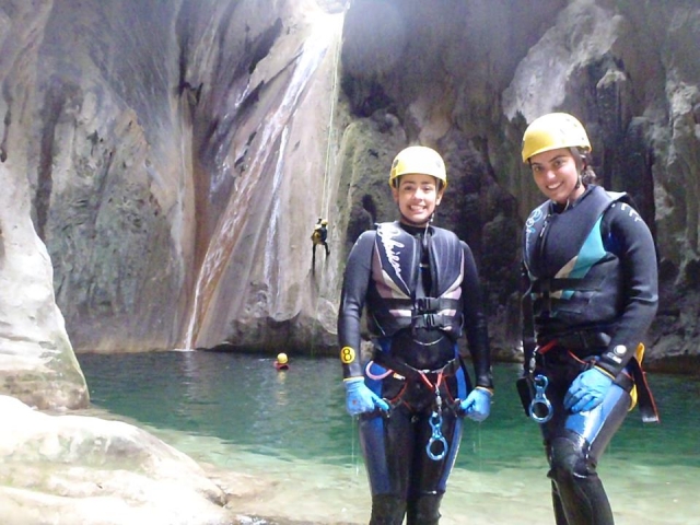  Canyoning team