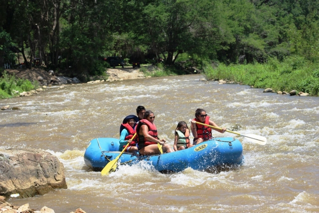  Fun on rafts 