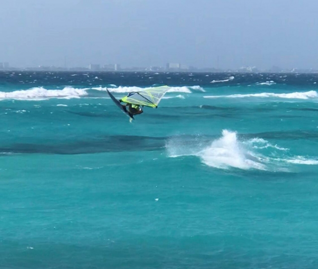  survoler les vagues 