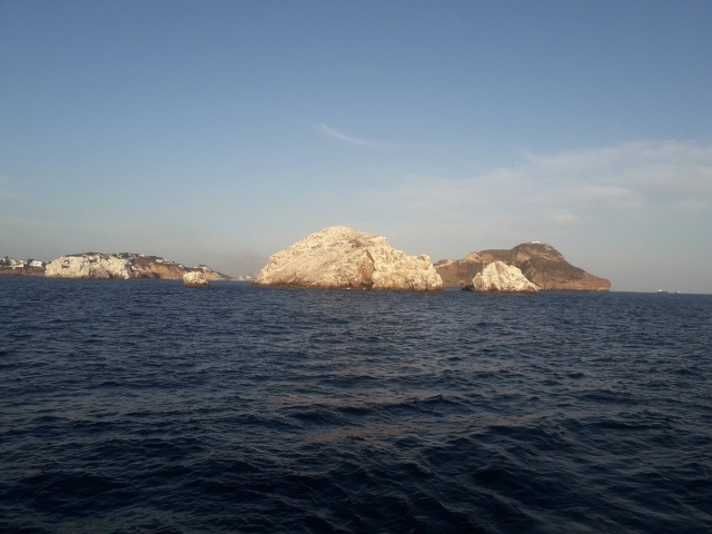  Rocky panorama