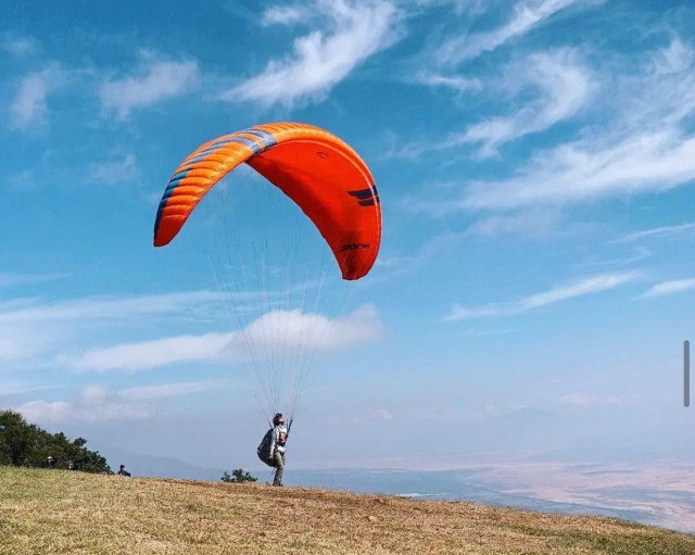  Decollare con il parapendio 