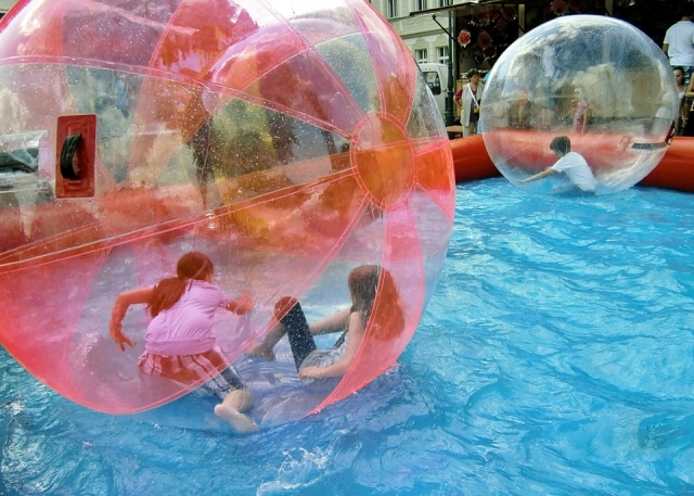  Zorbing für Kinder 