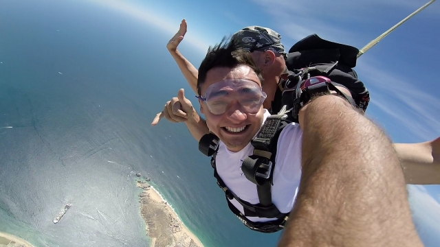  Enjoying the jump to the fullest 