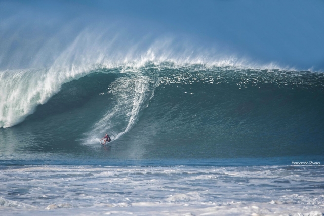 sufeando olas grandes