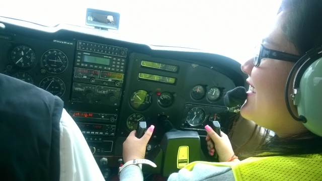  Controlling the plane 