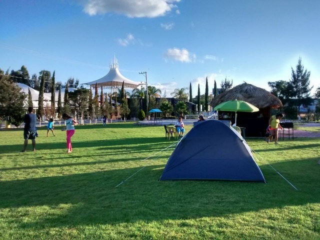 Acampamento para adultos 