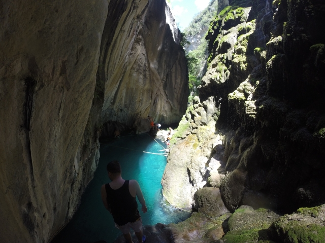  água térmica poza 