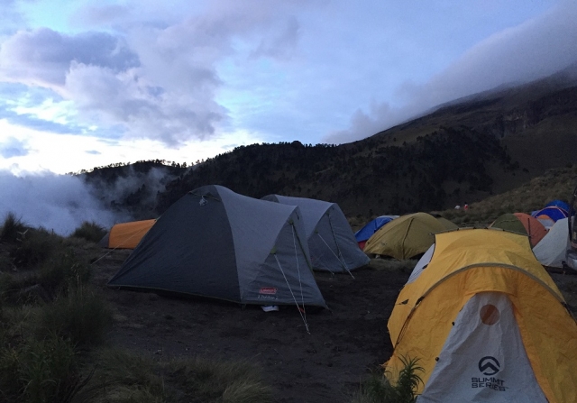 Acampando 