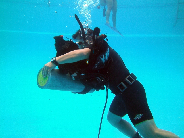  Diving tank 