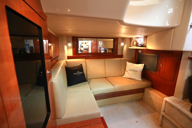  Living room on the boat 