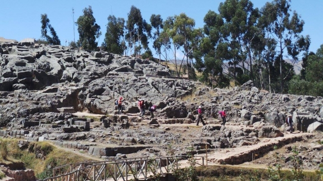 Das heilige Tal besuchen