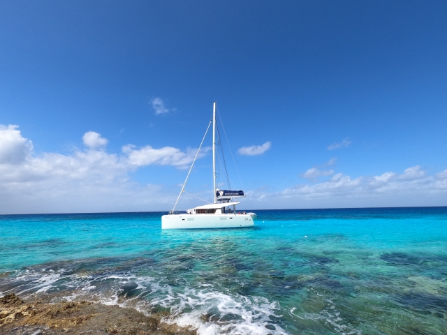  Ride a catamaran 