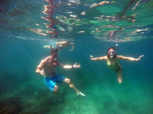  Schwimmen auf der Insel 
