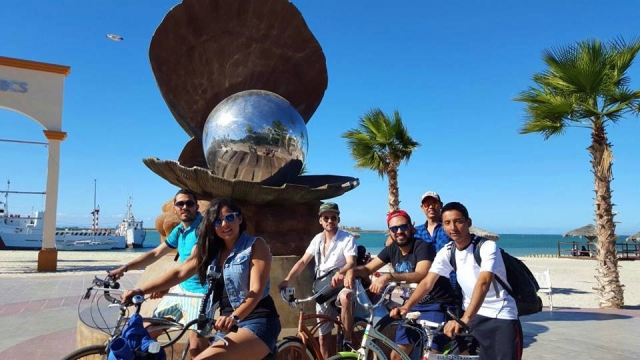 Paseo en bicicleta por el malecon 