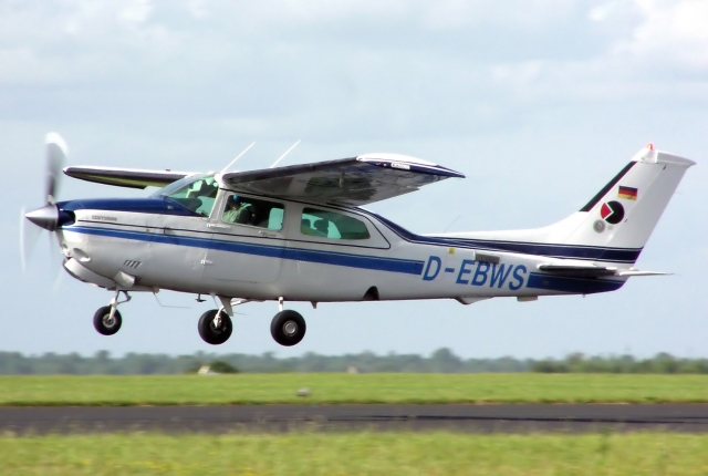 Volo in piccolo aereo Cessna 