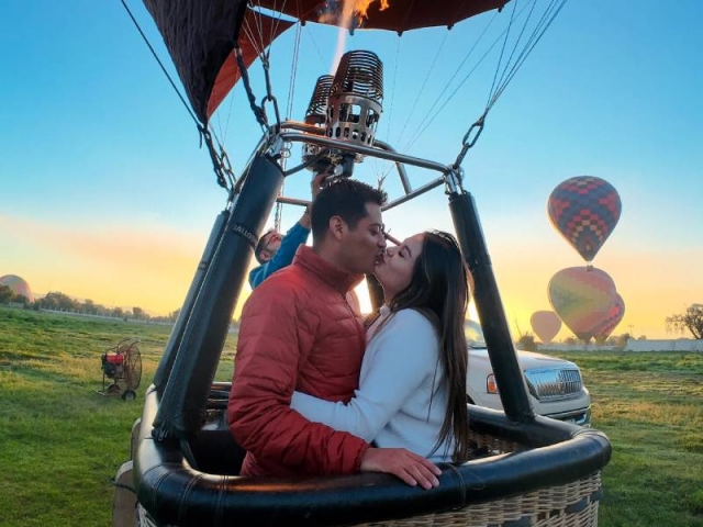  in love in private globe 