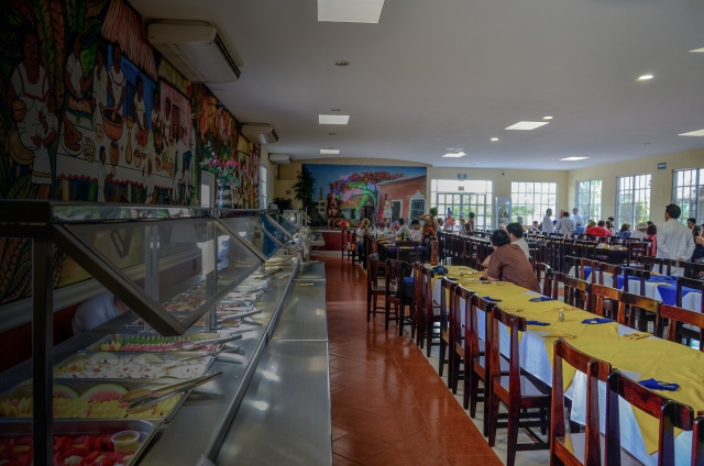  Buffet lunch